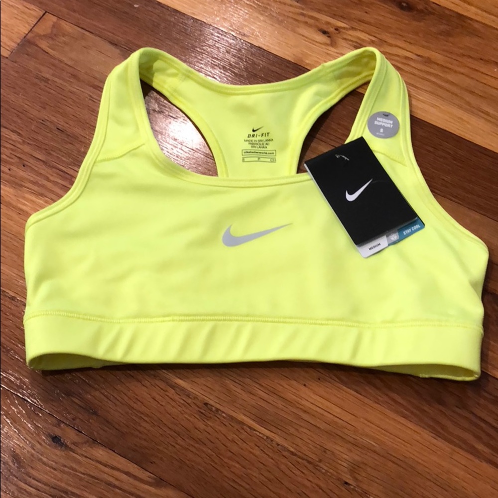 Nike dry fit sports bra